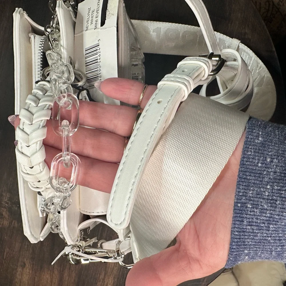 Steve Madden White Crossbody Bag - Picture 5 of 15